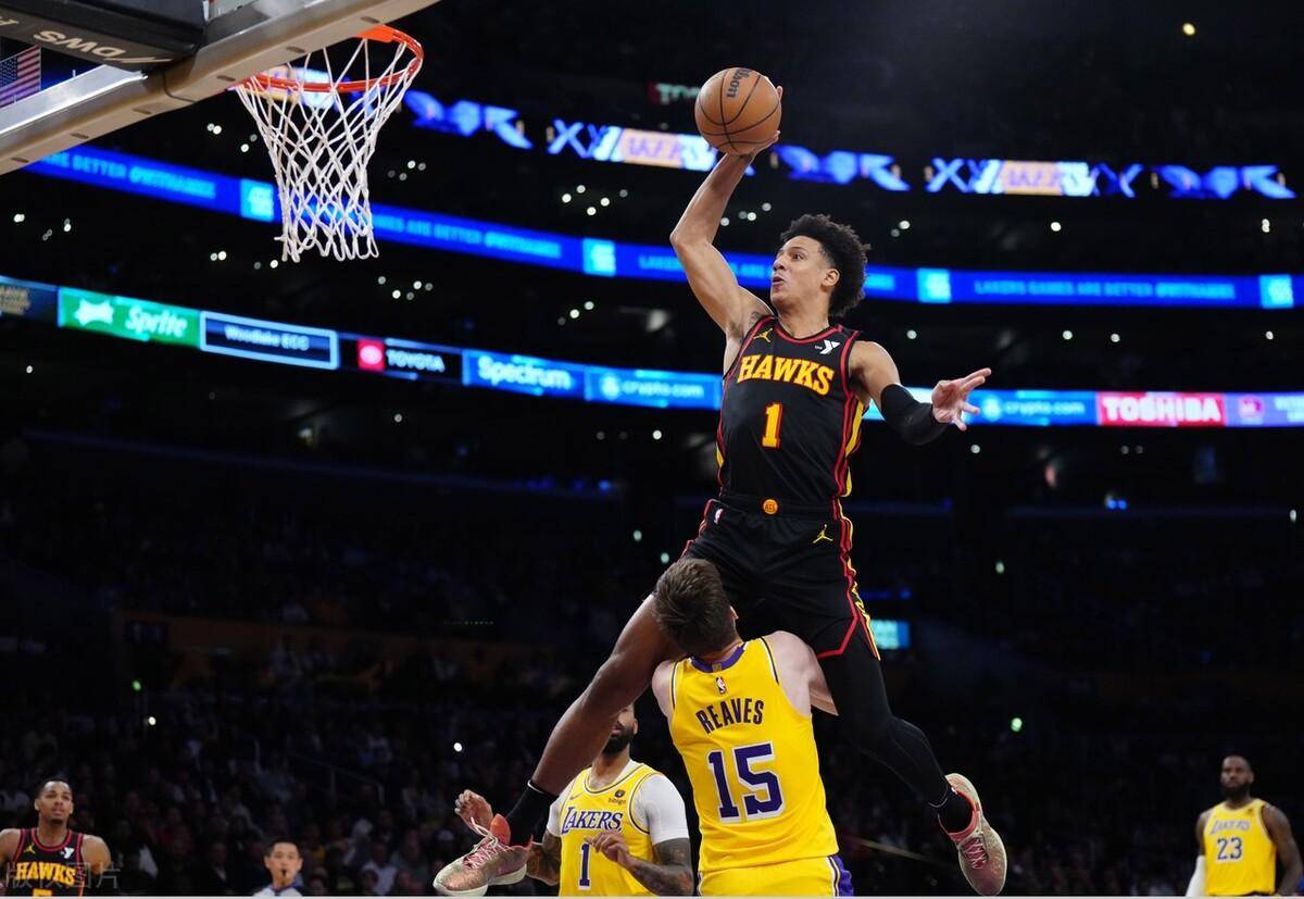 开云中国官网安全入口 韦斯特和詹姆斯怎么了