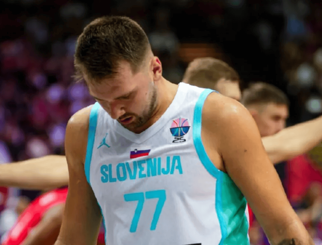 开云中国官网安全入口 东契奇在利物浦比赛中突破纪录，突破纪录引发热议！