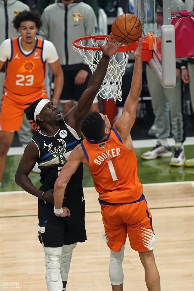 菲尼克斯太阳内部会议纪要流出——赛后更衣室发声，欧篮联使命明确，轮换策略成焦点的简单介绍